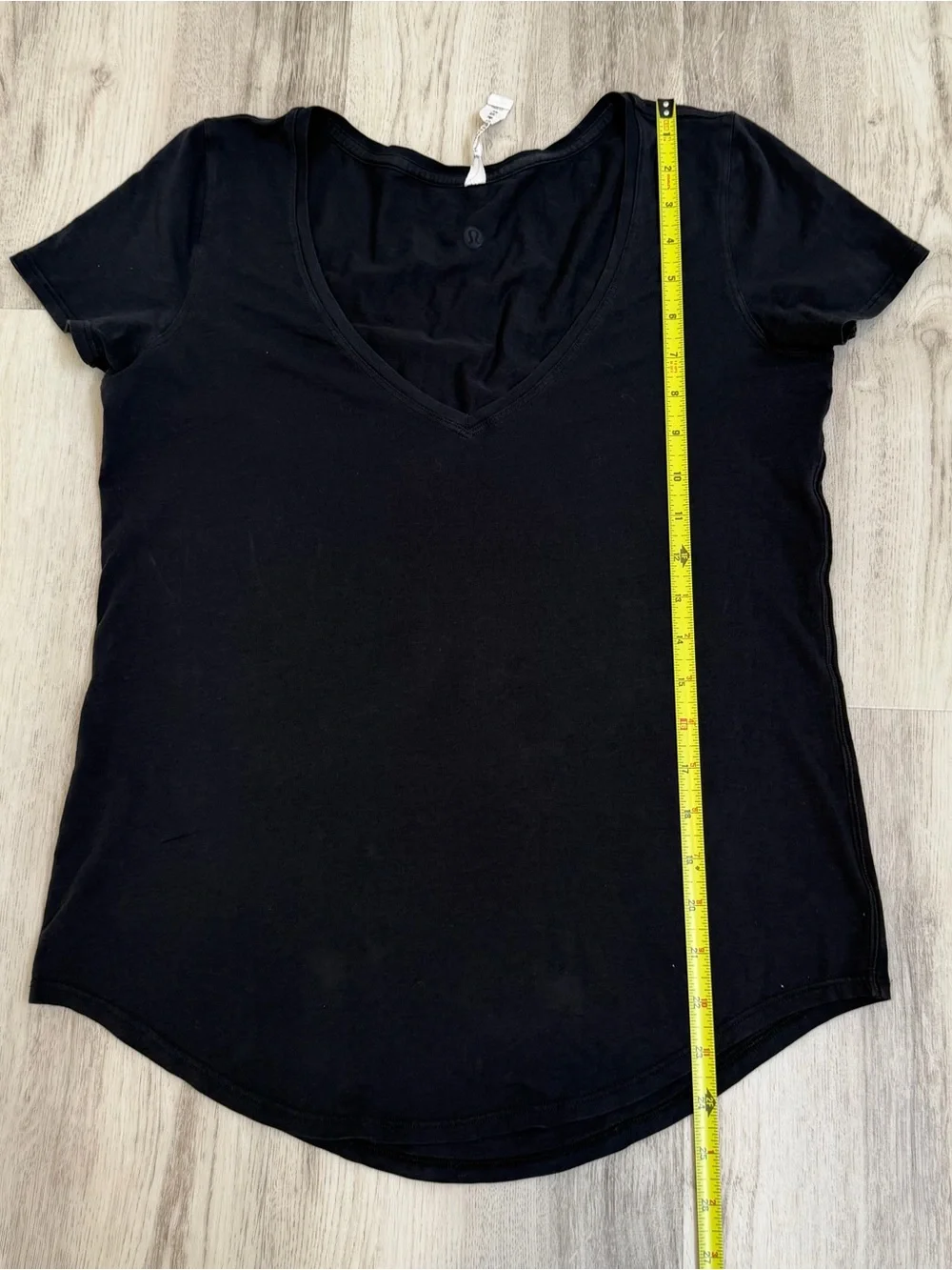 lululemon athletica 18 pit